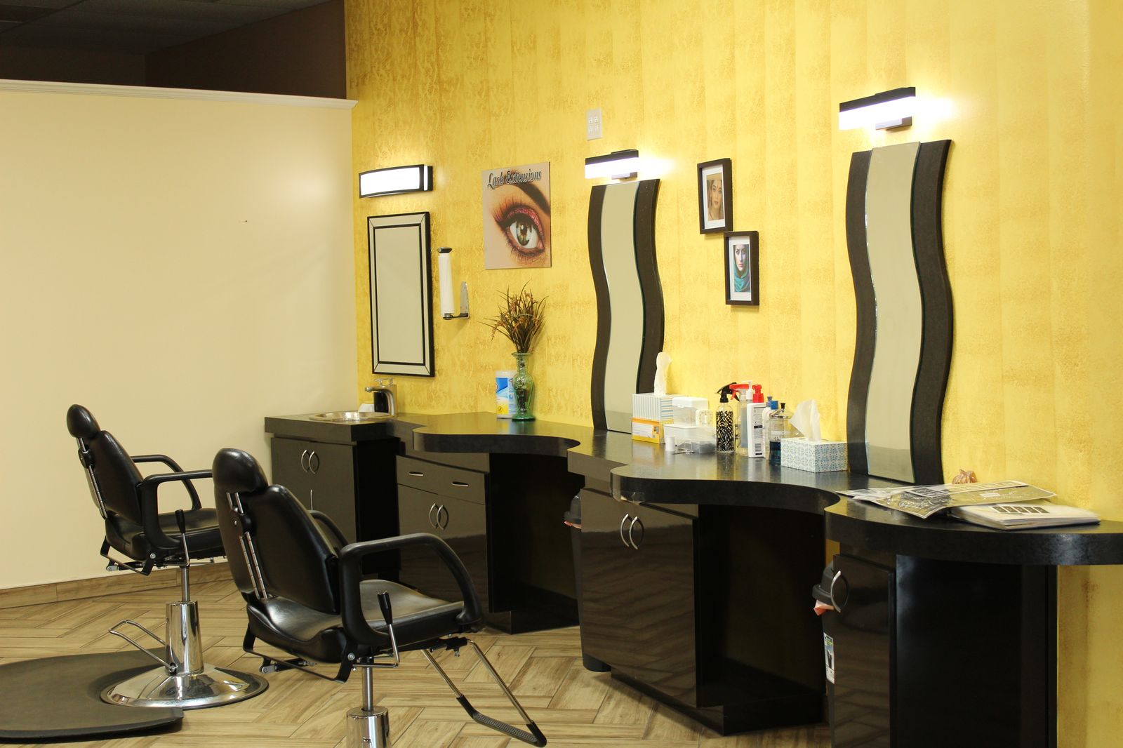 Threading 10 studio interior